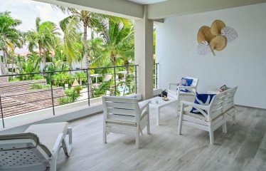 Tracadero Luxury Villa