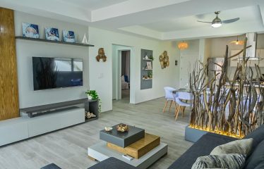 Tracadero Luxury Villa